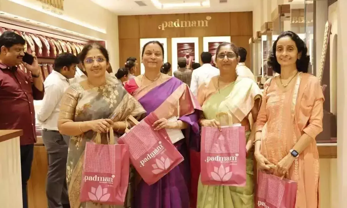 CMR ने विशेष चांदी के आभूषण खंड का शुभारंभ किया