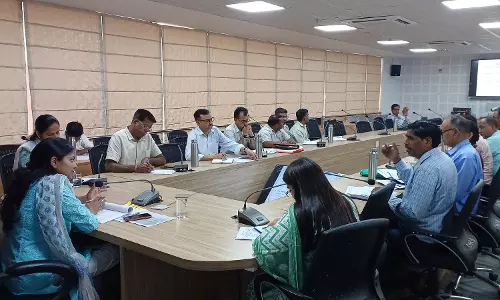 Alwar: जिला कलेक्टर ने ली ‘वंदे गंगा जल संरक्षण-जल अभियान‘ Alwar: जिला कलेक्टर ने ली ‘वंदे गंगा जल संरक्षण-जल अभियान‘