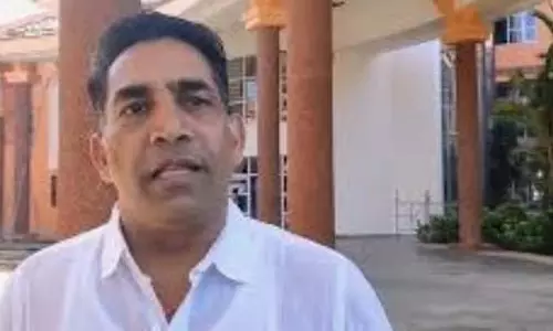 GOA: भ्रष्टाचार संबंधी टिप्पणी पर विवाद के बीच भाजपा के दामू नाइक मंत्री गौडे से मुलाकात करेंगे GOA: भ्रष्टाचार संबंधी टिप्पणी पर विवाद के बीच भाजपा के दामू नाइक मंत्री गौडे से मुलाकात करेंगे