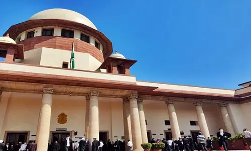 Supreme कोर्ट करेगा जांच: क्या अदालतें राज परिवारों की संपत्ति विवादों में दखल दे सकती हैं Supreme कोर्ट करेगा जांच: क्या अदालतें राज परिवारों की संपत्ति विवादों में दखल दे सकती हैं