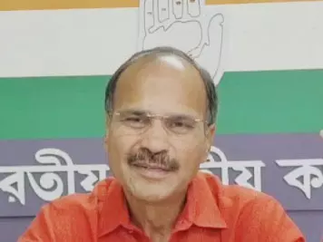 संविधान बोलने की आजादी देता है, शर्मिष्ठा मामले में बोले अधीर रंजन चौधरी संविधान बोलने की आजादी देता है, शर्मिष्ठा मामले में बोले अधीर रंजन चौधरी