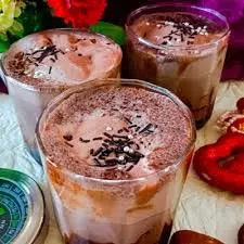 Chocolate Milk Shake: कैफ़े स्टाइल चॉकलेट मिल्क शेक बनाना है तो अपनाएँ ये आसान टिप्स Chocolate Milk Shake: कैफ़े स्टाइल चॉकलेट मिल्क शेक बनाना है तो अपनाएँ ये आसान टिप्स