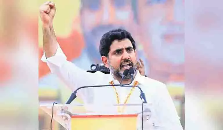 मंत्री Lokesh ने राशन वितरण प्रणाली में सुधार की सराहना की मंत्री Lokesh ने राशन वितरण प्रणाली में सुधार की सराहना की