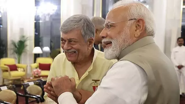 हाई टी सेरेमनी: अभिनेता अनंत नाग ने PM Modi से की मुलाकात हाई टी सेरेमनी: अभिनेता अनंत नाग ने PM Modi से की मुलाकात