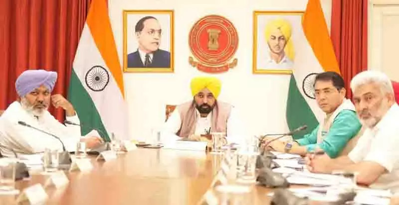 Punjab कैबिनेट ने कॉलोनियों के लाइसेंस आंशिक रूप से सरेंडर करने और रद्द करने को मंजूरी दी Punjab कैबिनेट ने कॉलोनियों के लाइसेंस आंशिक रूप से सरेंडर करने और रद्द करने को मंजूरी दी