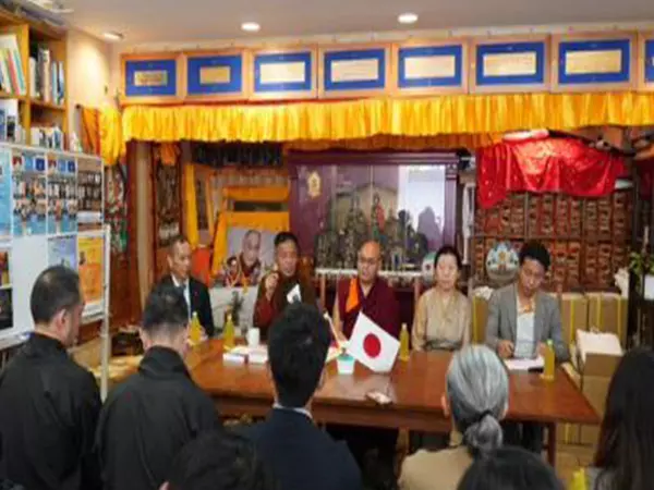 Tokyo में तिब्बती नेताओं ने चीन के उत्पीड़न को उजागर किया, वैश्विक समर्थन का आह्वान किया Tokyo में तिब्बती नेताओं ने चीन के उत्पीड़न को उजागर किया, वैश्विक समर्थन का आह्वान किया