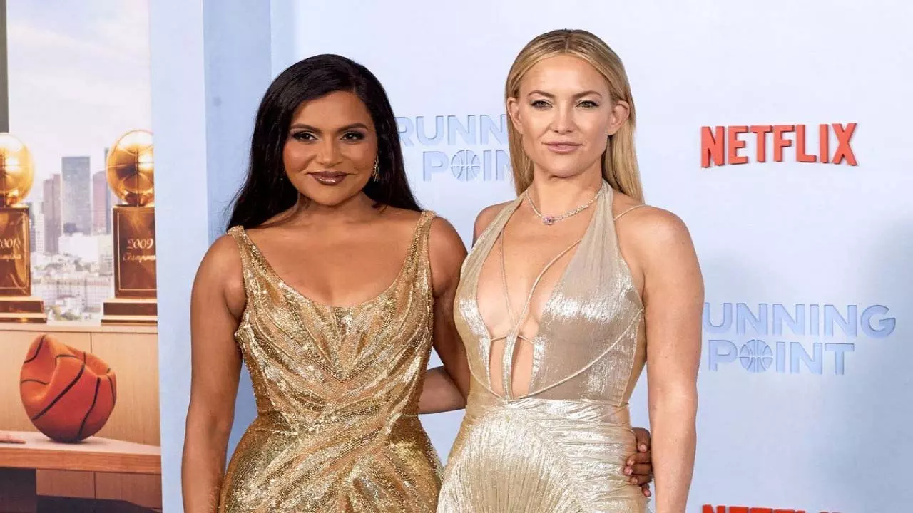 बच्चे को जन्म देने के बाद Mindy Kaling का रनिंग पॉइंट के प्रति उल्लेखनीय समर्पण बच्चे को जन्म देने के बाद Mindy Kaling का रनिंग पॉइंट के प्रति उल्लेखनीय समर्पण