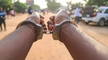 जयपुर कोर्ट ने शकूर खान को 7 दिन की पुलिस रिमांड पर भेजा, आईएसआई के लिए जासूसी का आरोप जयपुर कोर्ट ने शकूर खान को 7 दिन की पुलिस रिमांड पर भेजा, आईएसआई के लिए जासूसी का आरोप