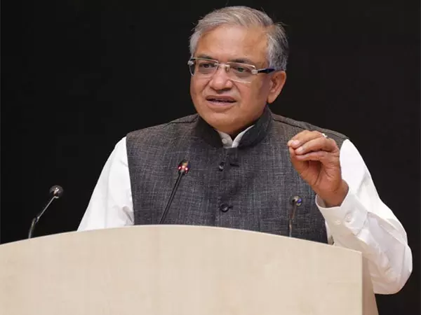 चुनाव आयोग समय पर अपडेट सुनिश्चित करने के लिए VTR साझा करने की प्रक्रिया को उन्नत करेगा चुनाव आयोग समय पर अपडेट सुनिश्चित करने के लिए VTR साझा करने की प्रक्रिया को उन्नत करेगा