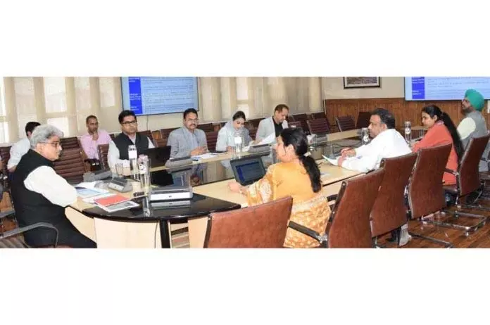 SBM 2.0, अमृत परियोजनाओं का समय पर पूरा होना सुनिश्चित करें: मुख्य सचिव SBM 2.0, अमृत परियोजनाओं का समय पर पूरा होना सुनिश्चित करें: मुख्य सचिव