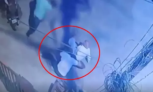 रिटायर्ड इंजीनियर की बेरहमी से हत्या का LIVE वीडियो