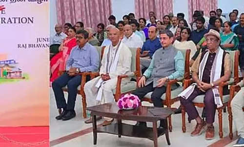 भारत दुनिया की चौथी सबसे बड़ी अर्थव्यवस्था है: Governor को गर्व भारत दुनिया की चौथी सबसे बड़ी अर्थव्यवस्था है: Governor को गर्व