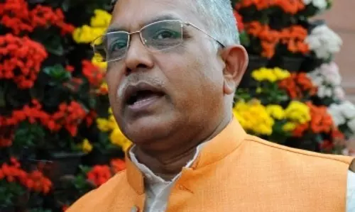 ‘बिहार की चिंता करने के लिए हम हैं, आप अपने परिवार पर ध्यान दें’, दिलीप घोष का तेजस्वी यादव पर तंज