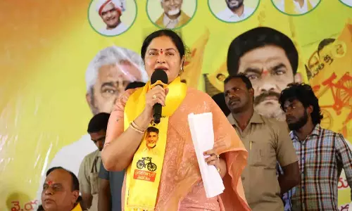कोवुर को राजनीतिक बदलाव की उम्मीद, YSRC नेता TD की ओर बढ़ रहे कोवुर को राजनीतिक बदलाव की उम्मीद, YSRC नेता TD की ओर बढ़ रहे