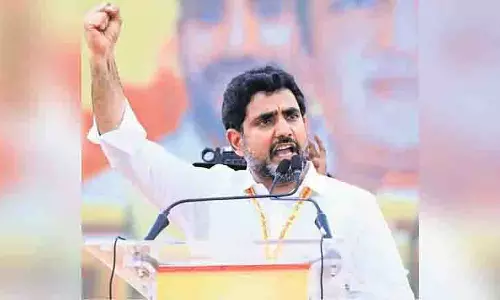 मंत्री Lokesh ने राशन वितरण प्रणाली में सुधार की सराहना की