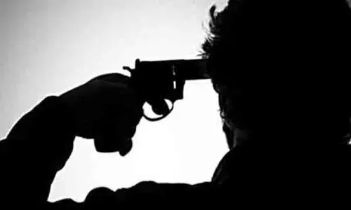 Bengal के गोपालनगर में ड्यूटी पर तैनात पुलिस कांस्टेबल ने खुदकुशी की कोशिश की