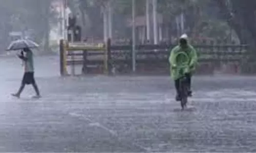 UP में मौसम का बदला मिजाज, आज बारिश की संभावना