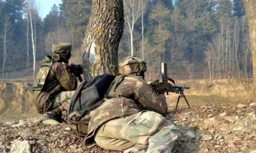 सीमा पर BSF जवान न्याय के लिए संघर्ष कर रहा सीमा पर BSF जवान न्याय के लिए संघर्ष कर रहा