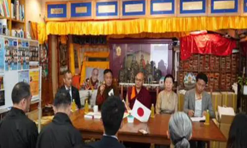 Tokyo में तिब्बती नेताओं ने चीन के उत्पीड़न को उजागर किया, वैश्विक समर्थन का आह्वान किया Tokyo में तिब्बती नेताओं ने चीन के उत्पीड़न को उजागर किया, वैश्विक समर्थन का आह्वान किया