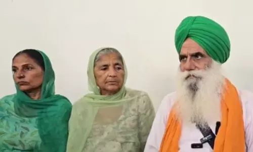 Bathinda: केजरीवाल और भगवंत मान के विरोध में बठिंडा में पुतला जलाने की तैयारी Bathinda: केजरीवाल और भगवंत मान के विरोध में बठिंडा में पुतला जलाने की तैयारी