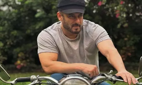 Salman Khan का नया मूंछ लुक: अपूर्व लाखिया के साथ गलवान घाटी फिल्म की तैयारी?