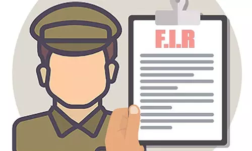 Sindhanur : पांच अधिकारियों के खिलाफ यौन उत्पीड़न की शिकायत दर्ज