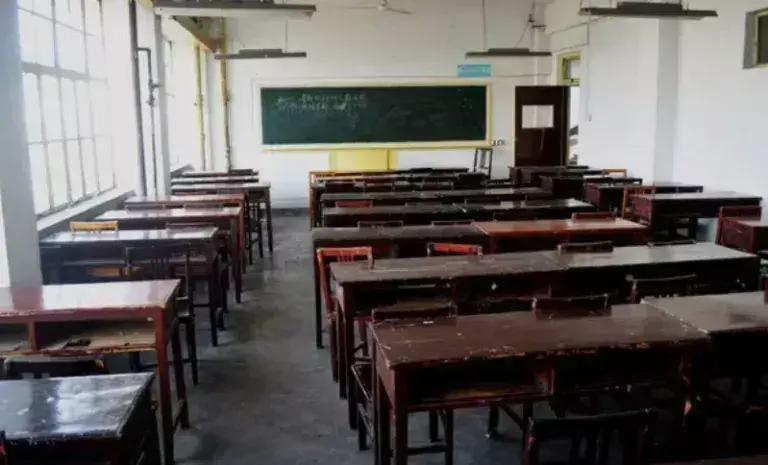 Arunachal सरकार ने शून्य छात्र नामांकन वाले 386 स्कूल बंद कर दिए Arunachal सरकार ने शून्य छात्र नामांकन वाले 386 स्कूल बंद कर दिए