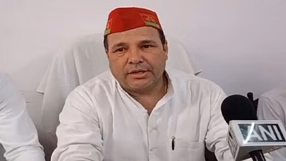 Meerut: लोहियानगर की गंदगी पर सपा का मोर्चा, जिलाध्यक्ष ने दिया आंदोलन का संकेत Meerut: लोहियानगर की गंदगी पर सपा का मोर्चा, जिलाध्यक्ष ने दिया आंदोलन का संकेत