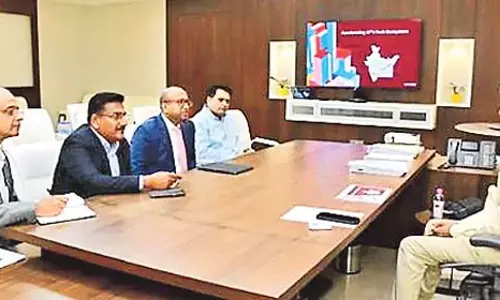 NASSCOM के प्रतिनिधियों ने मुख्यमंत्री चंद्रबाबू नायडू से मुलाकात की NASSCOM के प्रतिनिधियों ने मुख्यमंत्री चंद्रबाबू नायडू से मुलाकात की