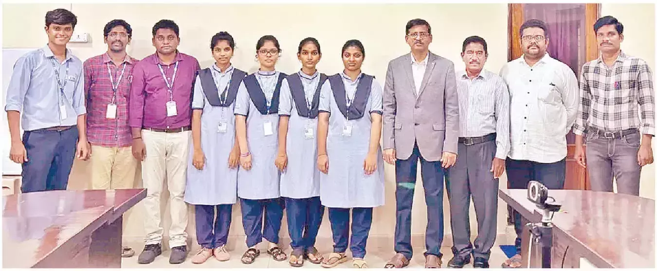 BVCITS के छात्र IEEE YESIST 12 के फाइनल में पहुंचे