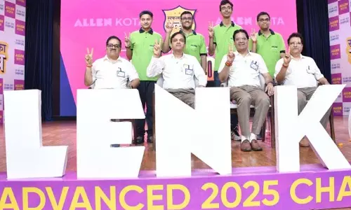 एलन के रजित गुप्ता ने JEE एडवांस्ड 2025 में ऑल इंडिया रैंक-1 हासिल की