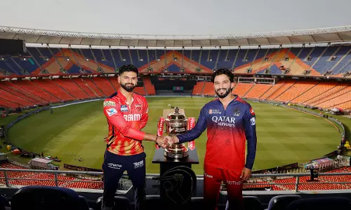 IPL 2025 फाइनल, आरसीबी बनाम पीबीकेएस; कट-ऑफ समय, ओवर कटौती और अन्य खेल की शर्तें बताई गईं IPL 2025 फाइनल, आरसीबी बनाम पीबीकेएस; कट-ऑफ समय, ओवर कटौती और अन्य खेल की शर्तें बताई गईं