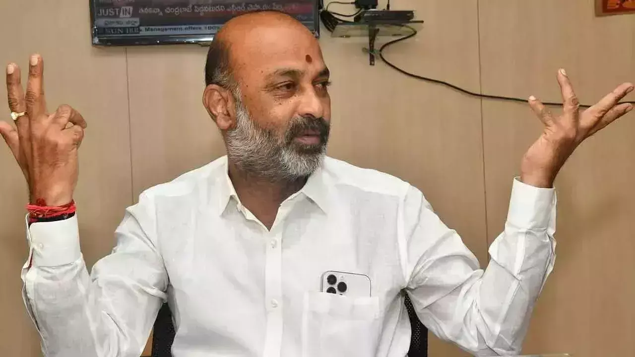 Telangana: बीआरएस, कांग्रेस सरकार ने टीजी को कर्ज में धकेल दिया: बांदी