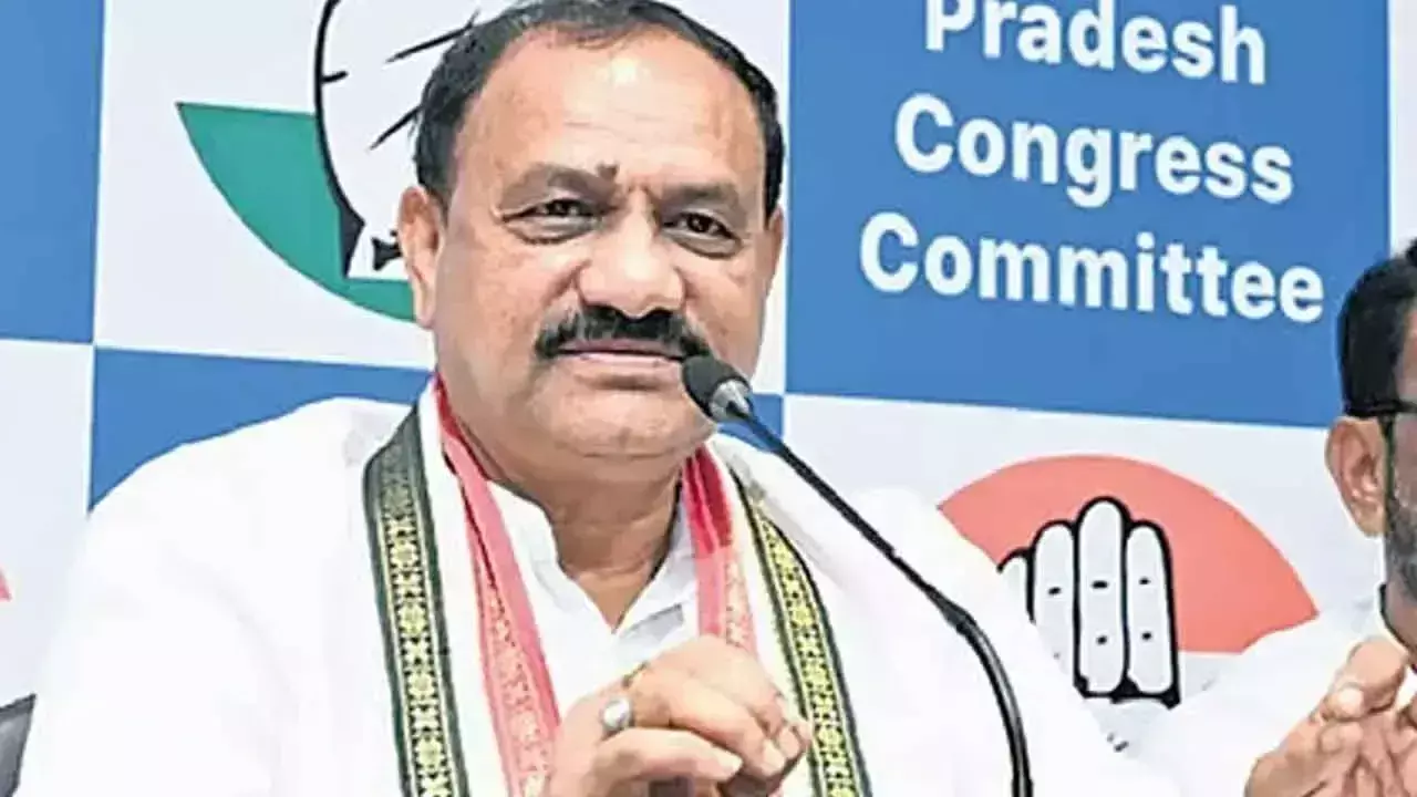 Telangana: महेश गौड़ ने हरीश राव को कालेश्वरम पर खुली बहस की चुनौती दी Telangana: महेश गौड़ ने हरीश राव को कालेश्वरम पर खुली बहस की चुनौती दी