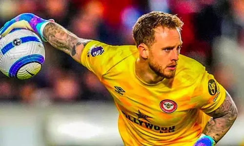 Brentford से Leverkusen : फ्लेकेन का ट्रांसफर तय Brentford से Leverkusen : फ्लेकेन का ट्रांसफर तय