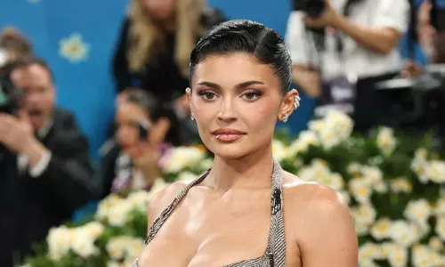 Kylie Jenner ने अपने परफेक्ट ब्रेस्ट एन्हांसमेंट के बारे में बताया: आकार, सर्जन और प्रक्रिया के बारे में बताया Kylie Jenner ने अपने परफेक्ट ब्रेस्ट एन्हांसमेंट के बारे में बताया: आकार, सर्जन और प्रक्रिया के बारे में बताया