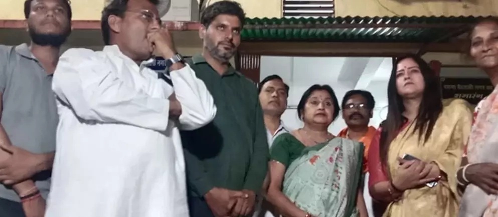 भिलाई के कांग्रेस नेता ने PM मोदी पर अभद्र टिप्पणी की, पुलिस ने उठाया भिलाई के कांग्रेस नेता ने PM मोदी पर अभद्र टिप्पणी की, पुलिस ने उठाया