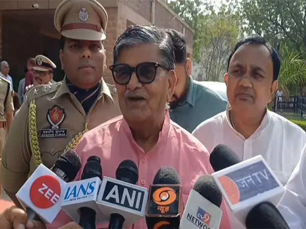 Operation Sindoor के नामकरण से भारत में महिलाओं के प्रति सम्मान बढ़ा है: राज्यपाल कटारिया Operation Sindoor के नामकरण से भारत में महिलाओं के प्रति सम्मान बढ़ा है: राज्यपाल कटारिया