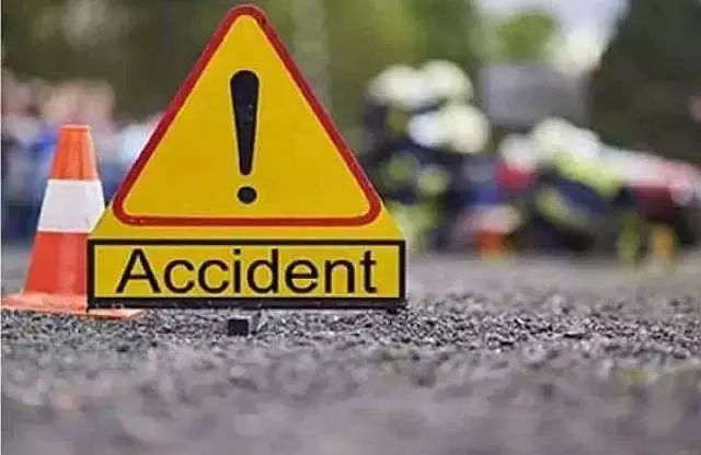 MP में शादी समारोह में गए व्यक्ति पर आई विपत्ति: 9 लोगों की मौत MP में शादी समारोह में गए व्यक्ति पर आई विपत्ति: 9 लोगों की मौत