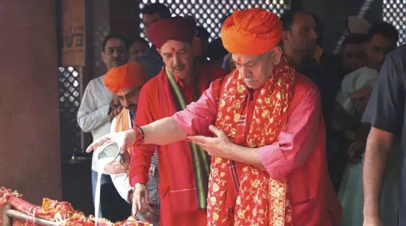 भारी मतदान देश में सद्भाव और आशा का प्रतीक: LG Sinha भारी मतदान देश में सद्भाव और आशा का प्रतीक: LG Sinha