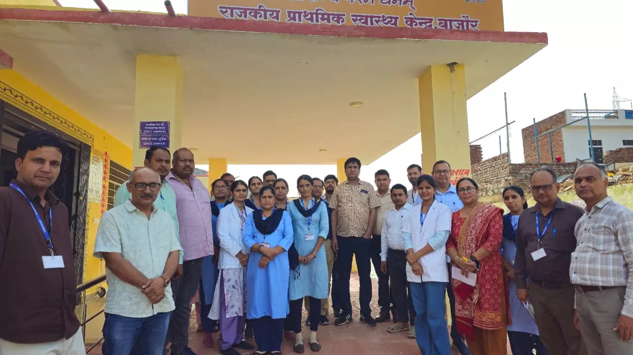 Sikar: बाजौर पीएचसी में स्वास्थ्य सेवाएं सशक्त, इस वर्ष अब तक 65 सुरक्षित प्रसव Sikar: बाजौर पीएचसी में स्वास्थ्य सेवाएं सशक्त, इस वर्ष अब तक 65 सुरक्षित प्रसव