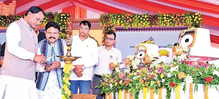 CM ने देवगढ़ में 205 करोड़ रुपये की 15 परियोजनाओं का शुभारंभ किया CM ने देवगढ़ में 205 करोड़ रुपये की 15 परियोजनाओं का शुभारंभ किया