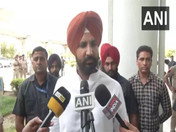 Punjab कांग्रेस प्रमुख अमरिंदर सिंह राजा वारिंग ने कहा- प्रधानमंत्री राहुल गांधी से डरते हैं Punjab कांग्रेस प्रमुख अमरिंदर सिंह राजा वारिंग ने कहा- प्रधानमंत्री राहुल गांधी से डरते हैं