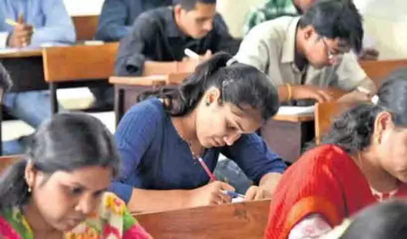 Telangana इंटरमीडिएट के छात्र कोडिंग सीखेंगे, क्लाउड कंप्यूटिंग का अभ्यास करेंगे Telangana इंटरमीडिएट के छात्र कोडिंग सीखेंगे, क्लाउड कंप्यूटिंग का अभ्यास करेंगे