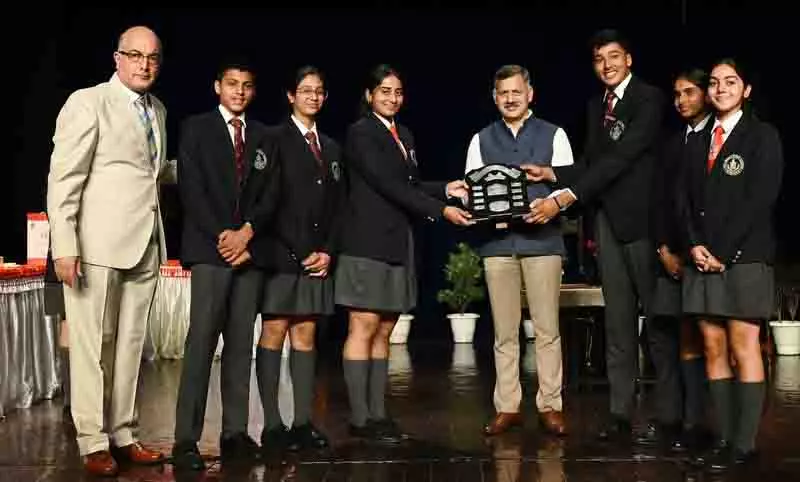 Sanawar School में उत्कृष्टता का जश्न मनाया गया Sanawar School में उत्कृष्टता का जश्न मनाया गया