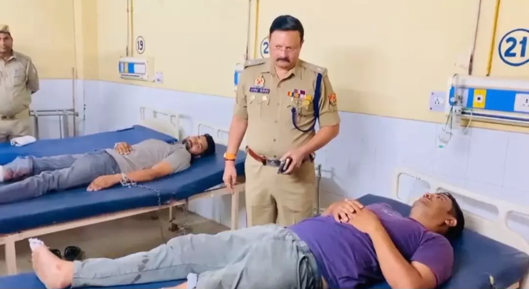 Shahjahanpur: पुलिस मुठभेड़ में दो गौ तस्कर गंभीर रूप से घायल Shahjahanpur: पुलिस मुठभेड़ में दो गौ तस्कर गंभीर रूप से घायल
