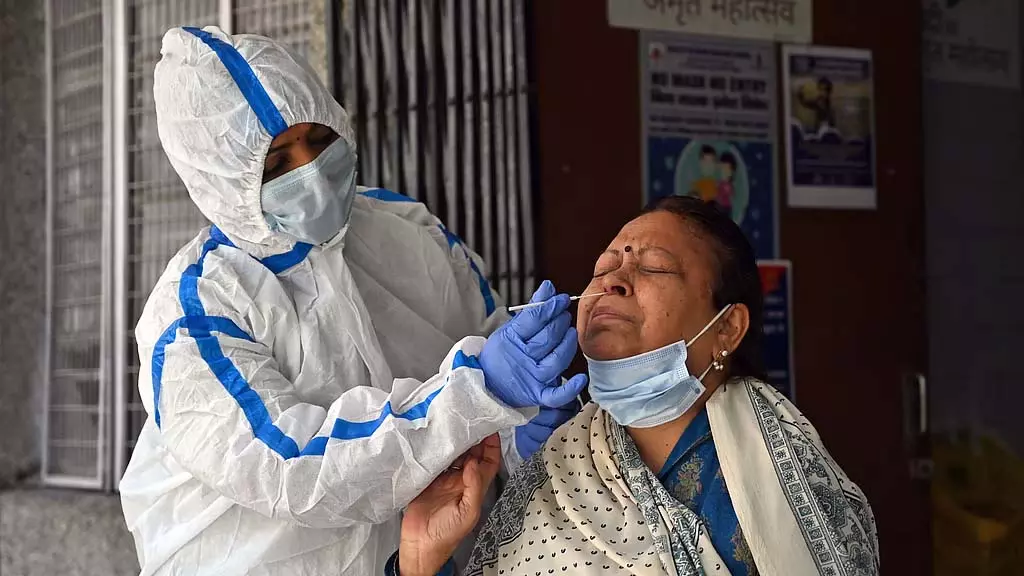 West Bengal में एक ही दिन में 60 लोग कोरोना से संक्रमित West Bengal में एक ही दिन में 60 लोग कोरोना से संक्रमित