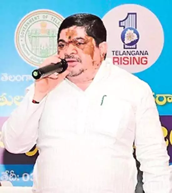 शिक्षा परिवार का भविष्य बदल देती है: मंत्री पोन्नम शिक्षा परिवार का भविष्य बदल देती है: मंत्री पोन्नम