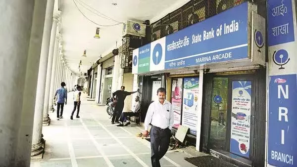 Bank Holiday Alert: 6 और 7 जून - आपके शहर में बैंक बंद होने के बारे में आपको क्या जानना चाहिए Bank Holiday Alert: 6 और 7 जून - आपके शहर में बैंक बंद होने के बारे में आपको क्या जानना चाहिए