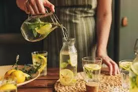 सुबह के पेय पदार्थ प्राकृतिक रूप से पेट की चर्बी को जलाते हैं, चयापचय को बढ़ावा देते हैं सुबह के पेय पदार्थ प्राकृतिक रूप से पेट की चर्बी को जलाते हैं, चयापचय को बढ़ावा देते हैं